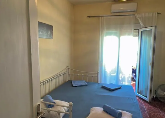 Popi For Rent Floor With Balcony 38 Qm τμ * Peraía