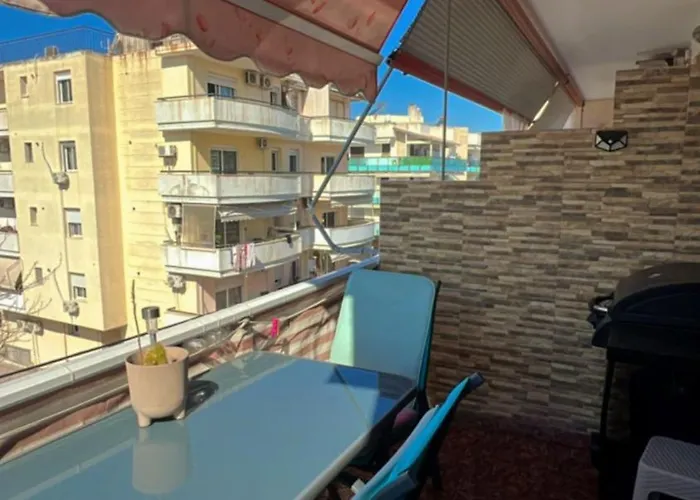 Apartmán Popi For Rent Floor With Balcony 38 Qm τμ