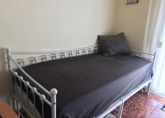 Popi For Rent Floor With Balcony 38 Qm τμ
